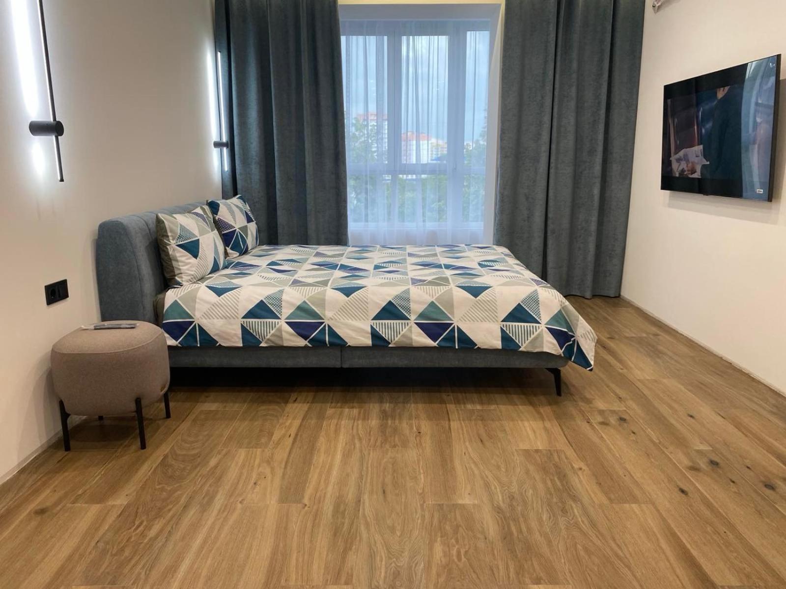 Апартаменти В Районі Автовокзалу Поблизу Обласноі Лікарні Жк Great House รีฟเน ภายนอก รูปภาพ